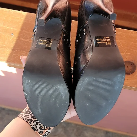 Charlotte Russe Black Bootie - Picture 5 of 7